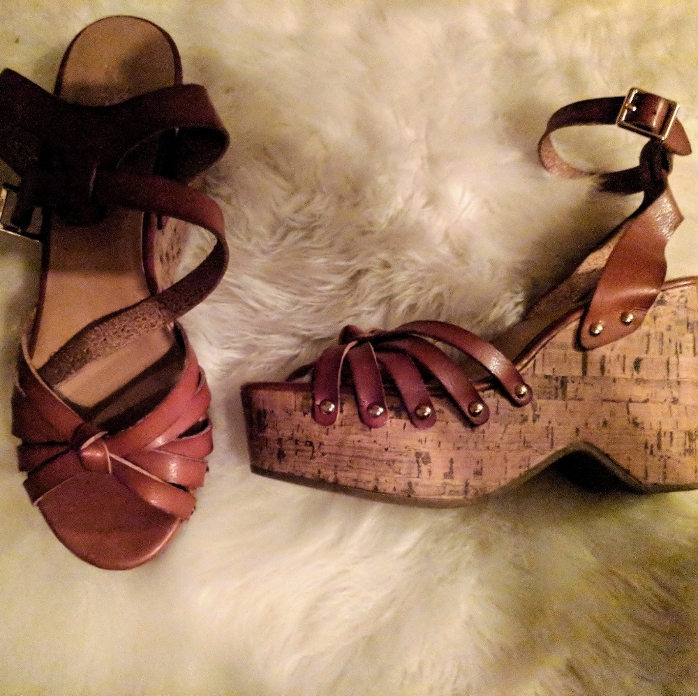 Brown Wedges